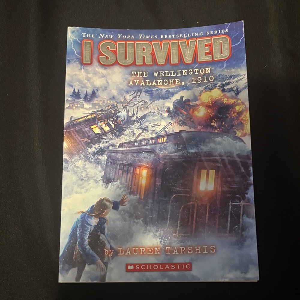 Scholastic I Survived Series - Blue and Red Cover